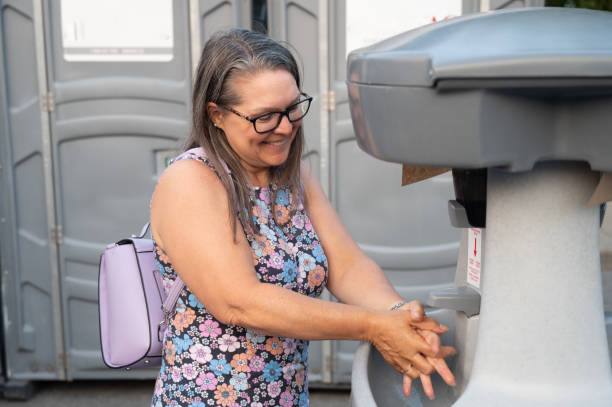 Best Affordable portable toilet rental  in Lake Mills, WI
